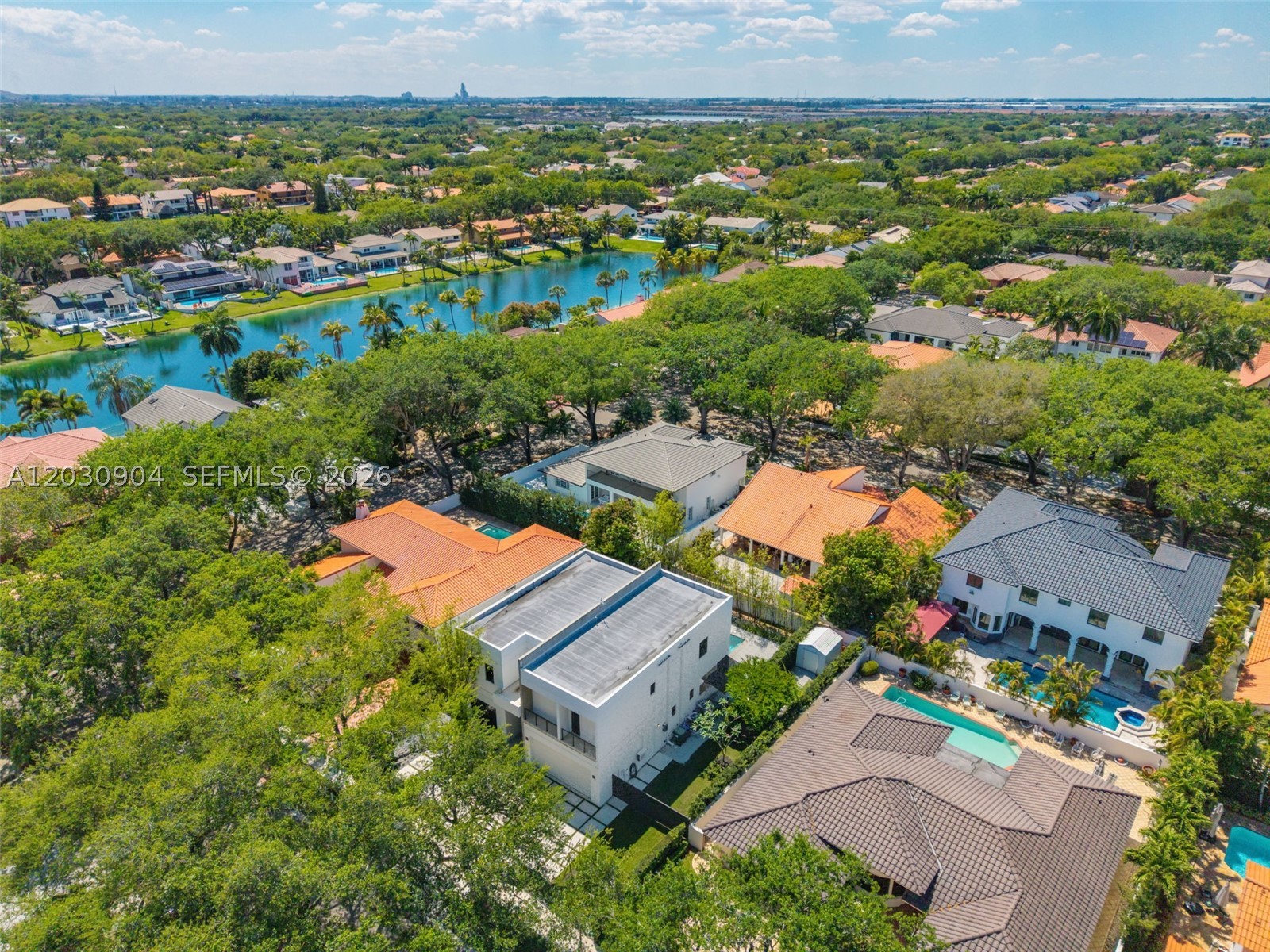 ROYAL OAKS - Residential
