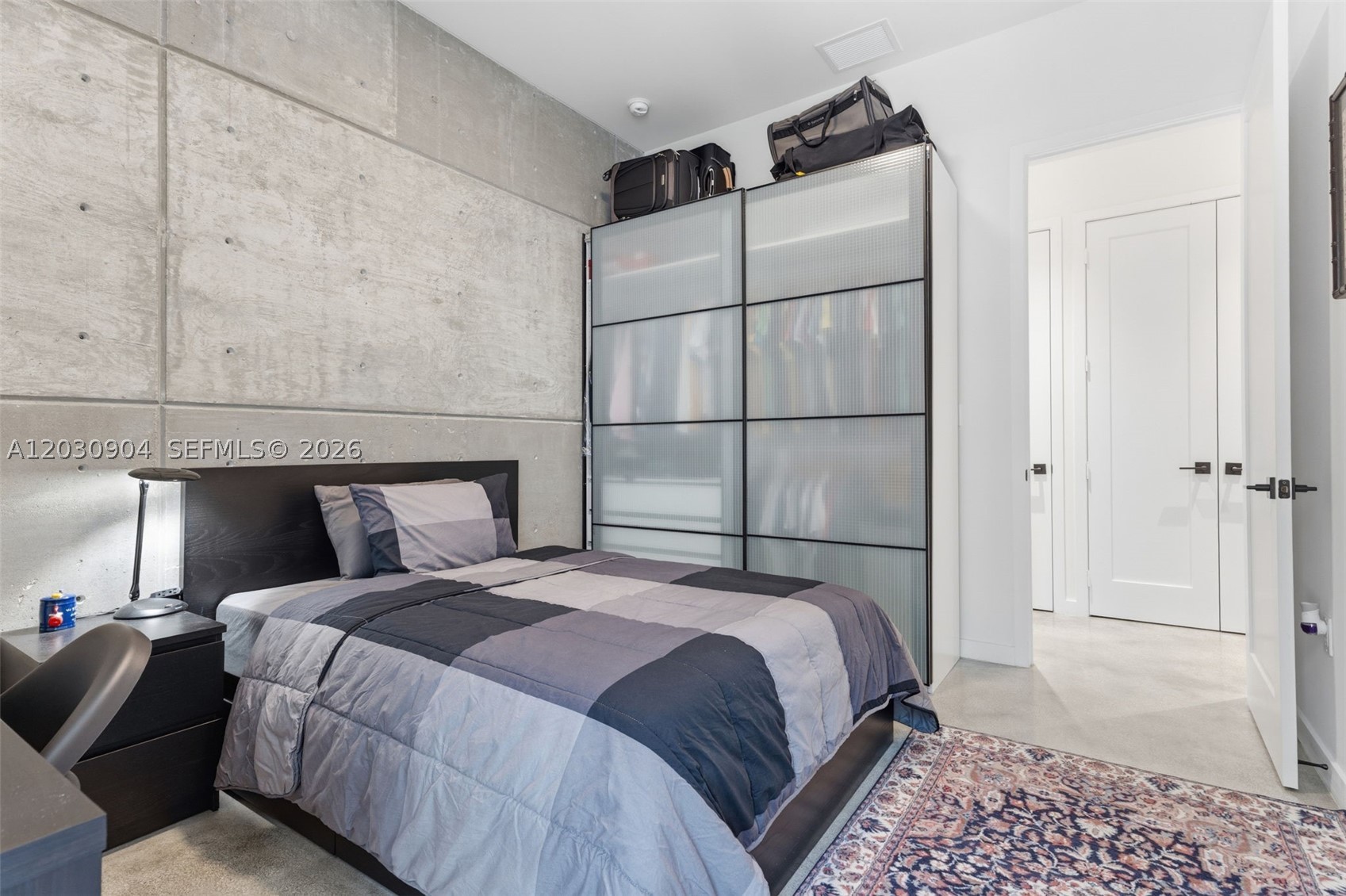 ROYAL OAKS - Residential