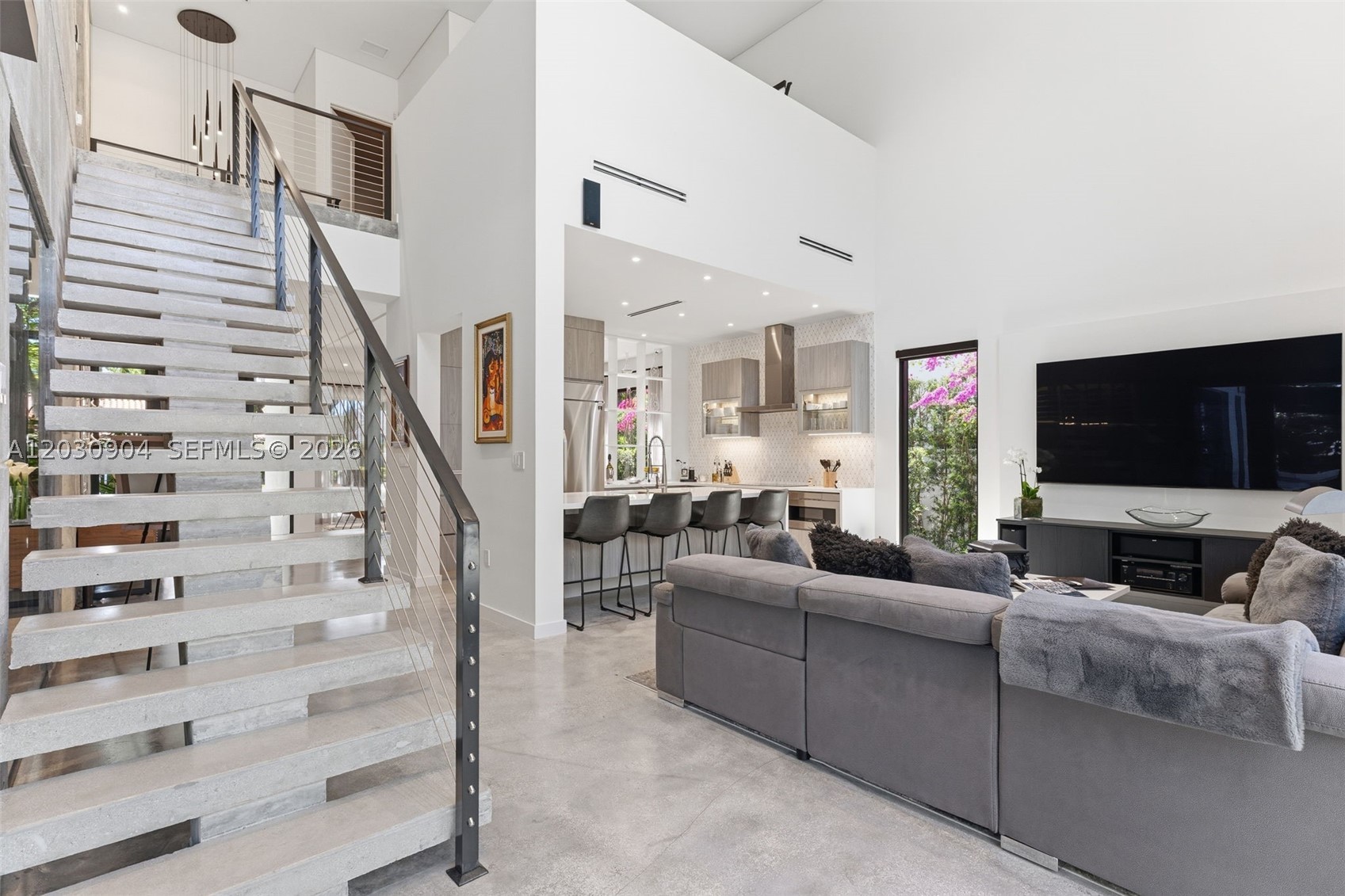 ROYAL OAKS - Residential