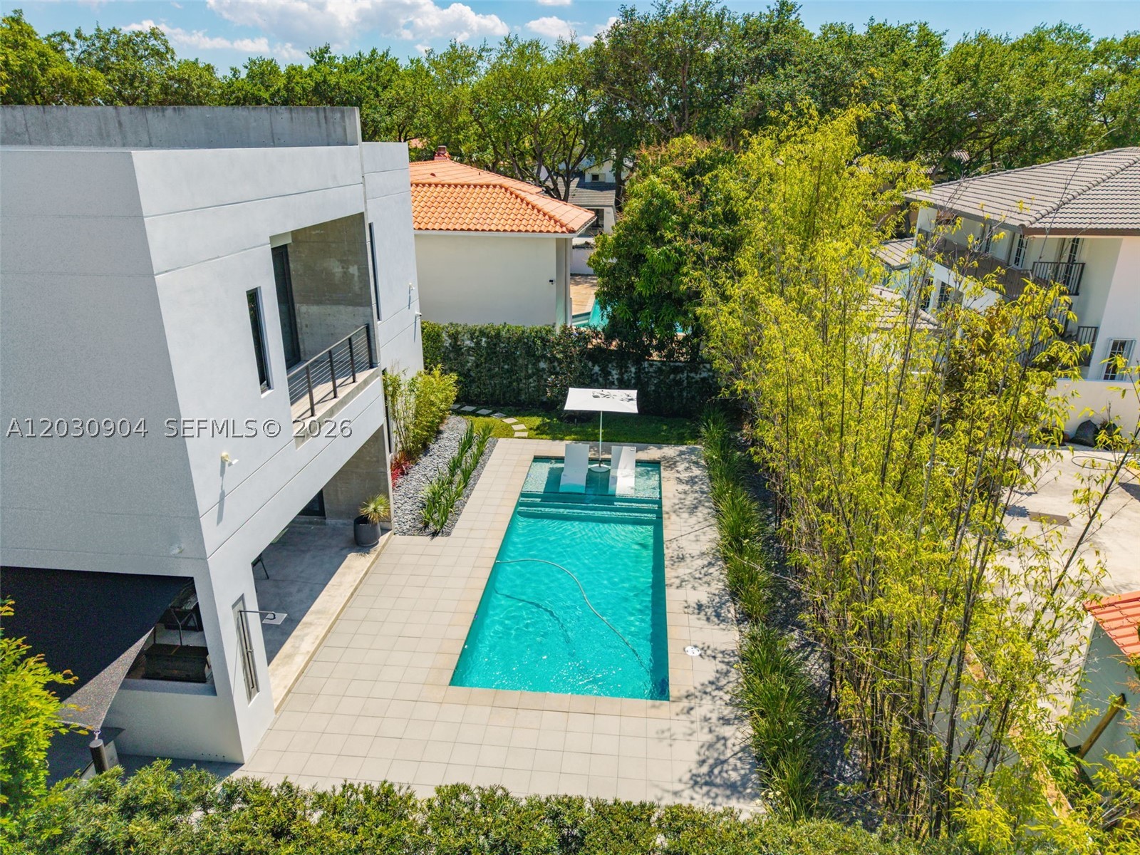 ROYAL OAKS - Residential