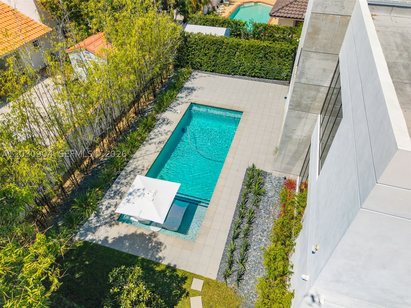 ROYAL OAKS - Residential