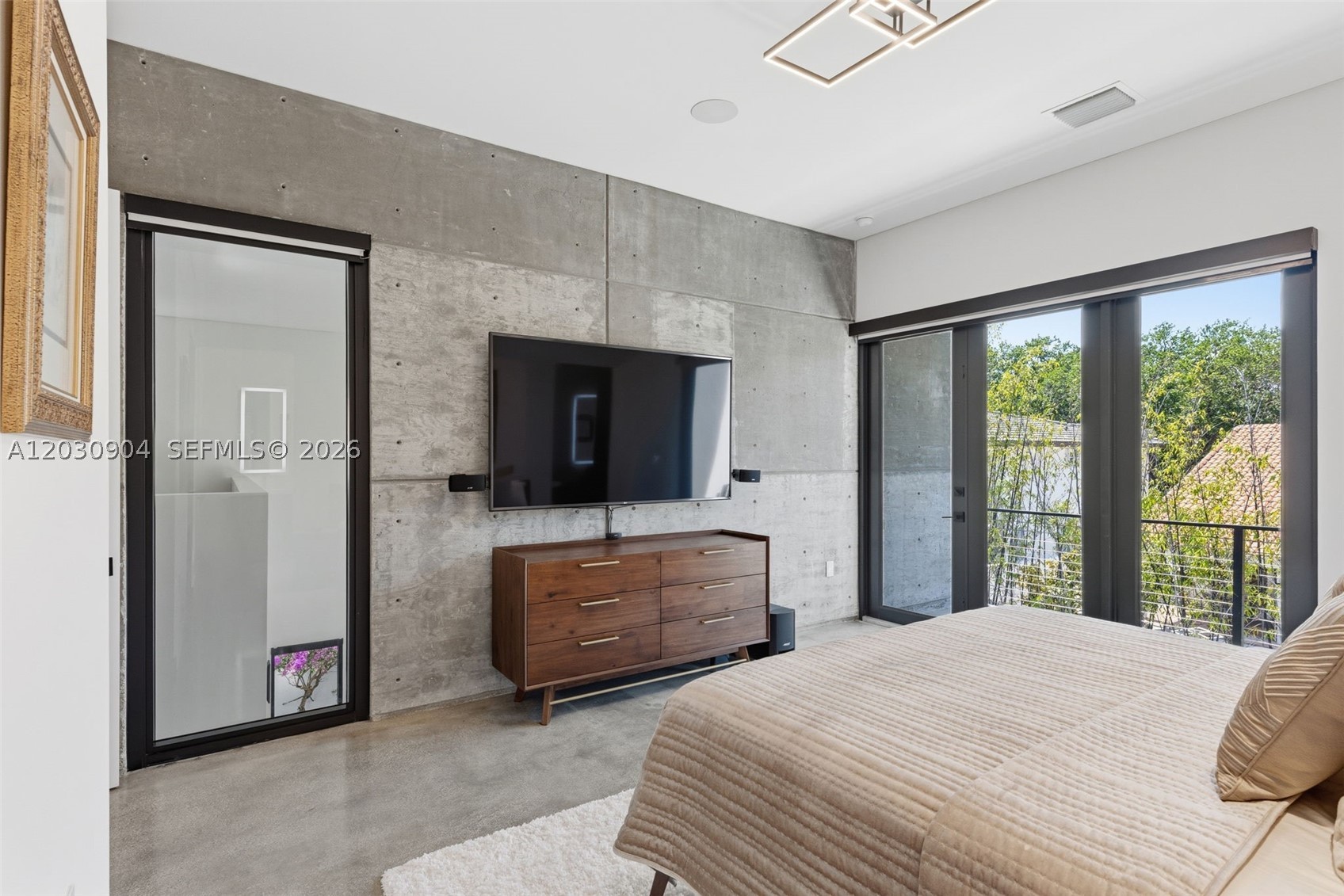 ROYAL OAKS - Residential