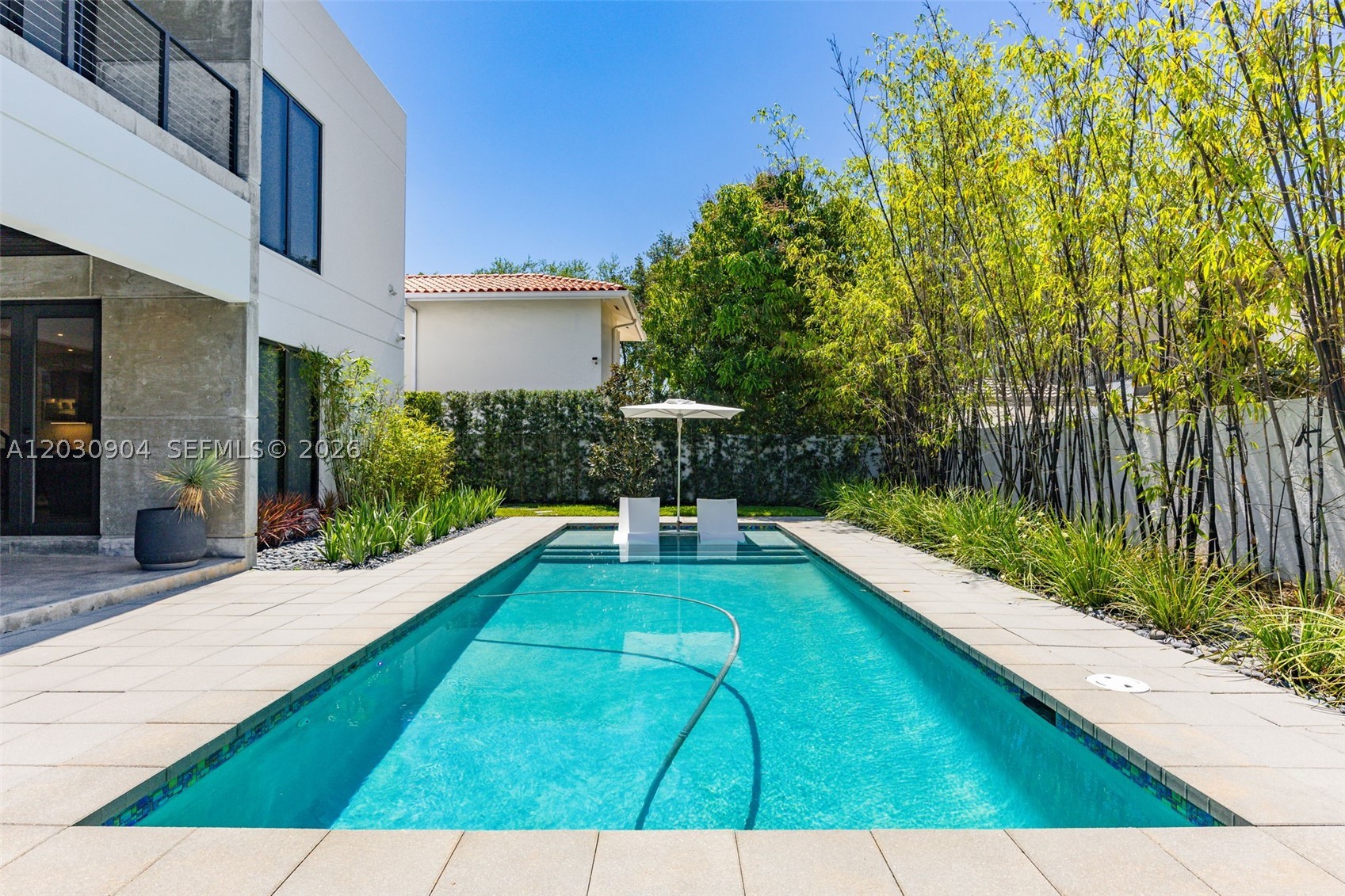 ROYAL OAKS - Residential