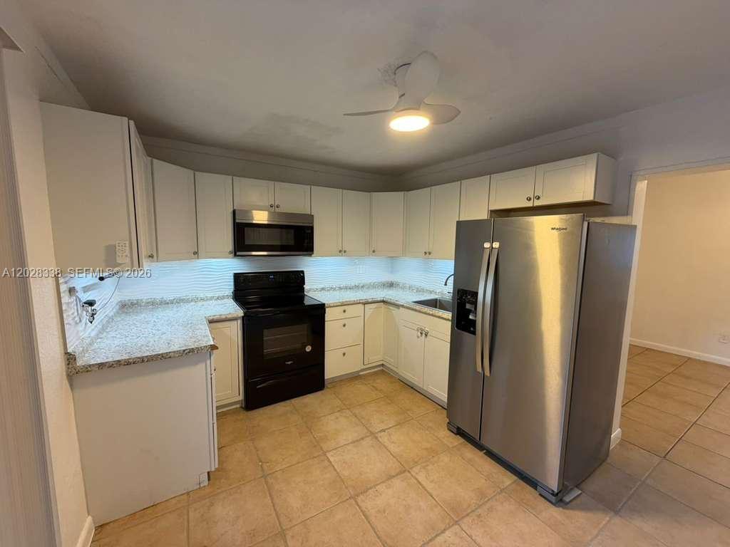 COUNTRY CLUB ESTATES SEC - Residential Lease