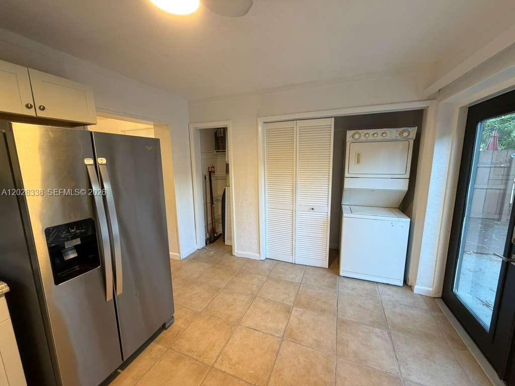 COUNTRY CLUB ESTATES SEC - Residential Lease