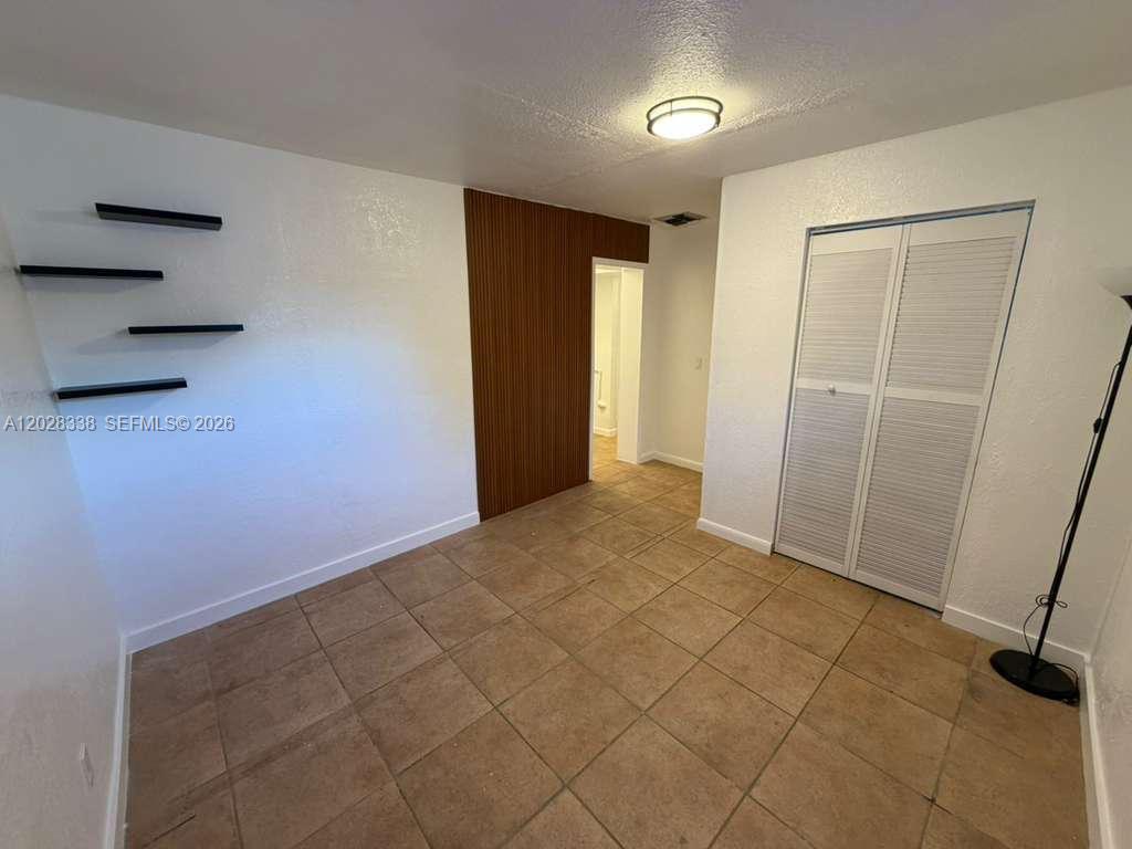 COUNTRY CLUB ESTATES SEC - Residential Lease