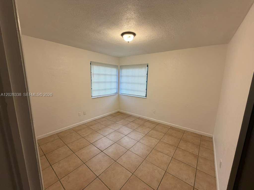 COUNTRY CLUB ESTATES SEC - Residential Lease