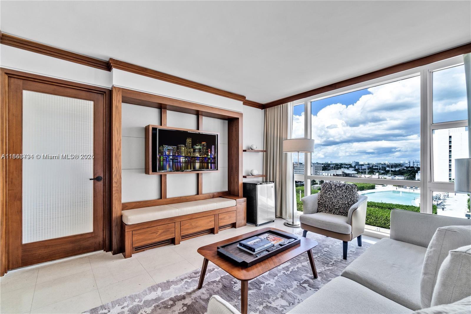 CENTRAL CARILLON BEACH CO - Residential