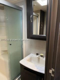 SOUTHERN COVE - Residential Lease