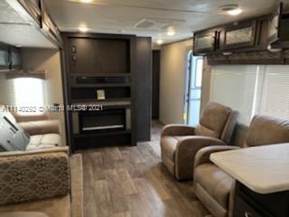 SOUTHERN COVE - Residential Lease