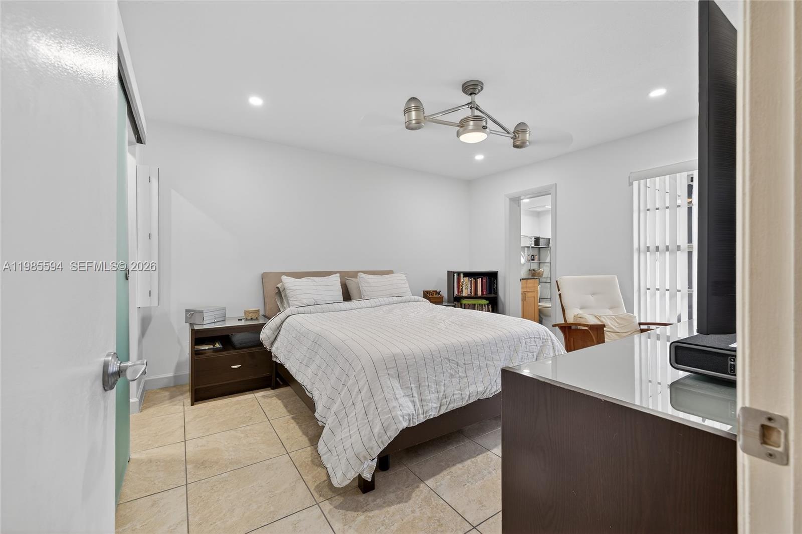 GATELAND VILLAGE SEC E CO - Residential