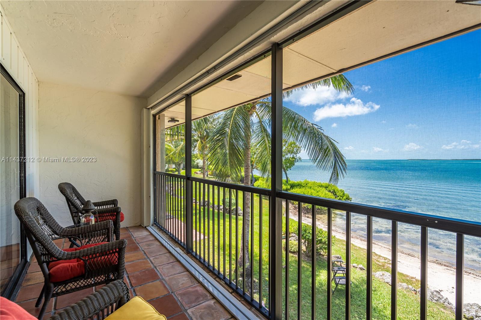 BUTTONWOOD BAY CLUB CONDO - Residential