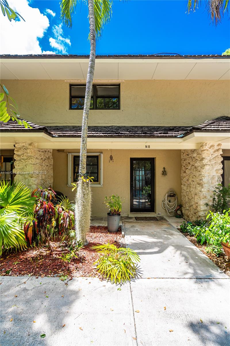 BUTTONWOOD BAY CLUB CONDO - Residential
