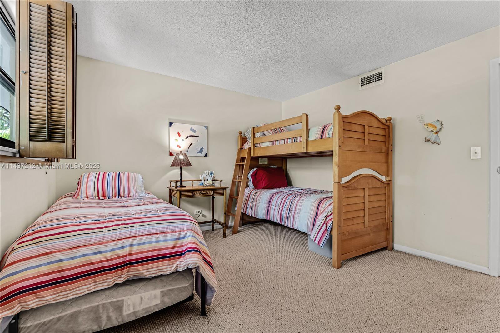 BUTTONWOOD BAY CLUB CONDO - Residential