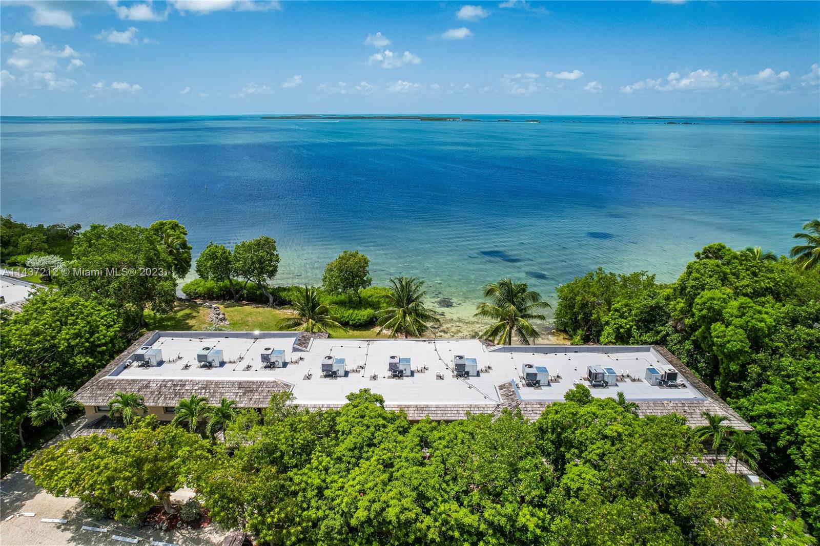 BUTTONWOOD BAY CLUB CONDO - Residential