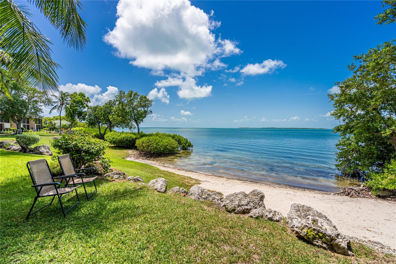 BUTTONWOOD BAY CLUB CONDO - Residential