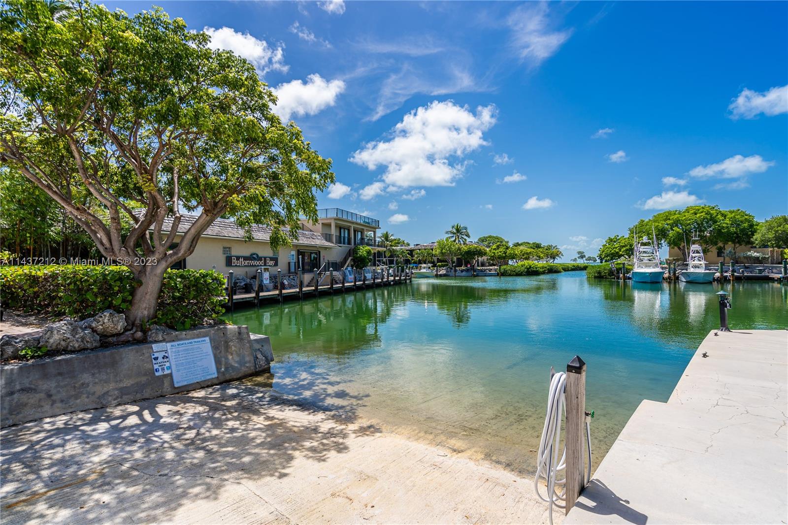 BUTTONWOOD BAY CLUB CONDO - Residential