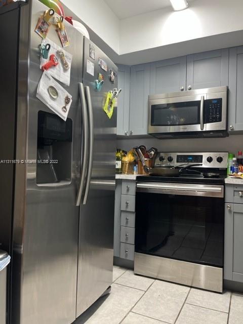 KENLAND WALK CONDO II - Residential