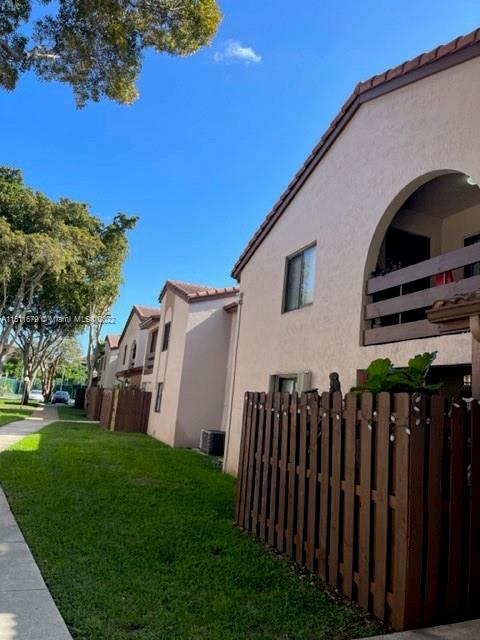 KENLAND WALK CONDO II - Residential