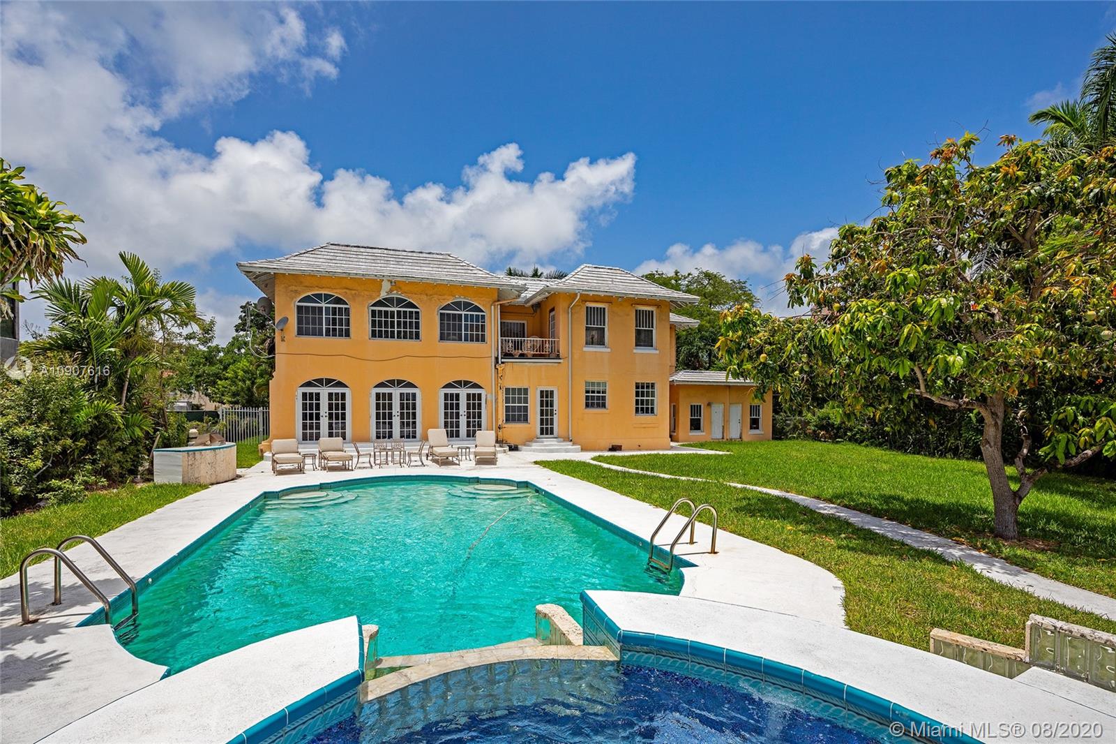 FLAMINGO TERRACE SUB - Residential