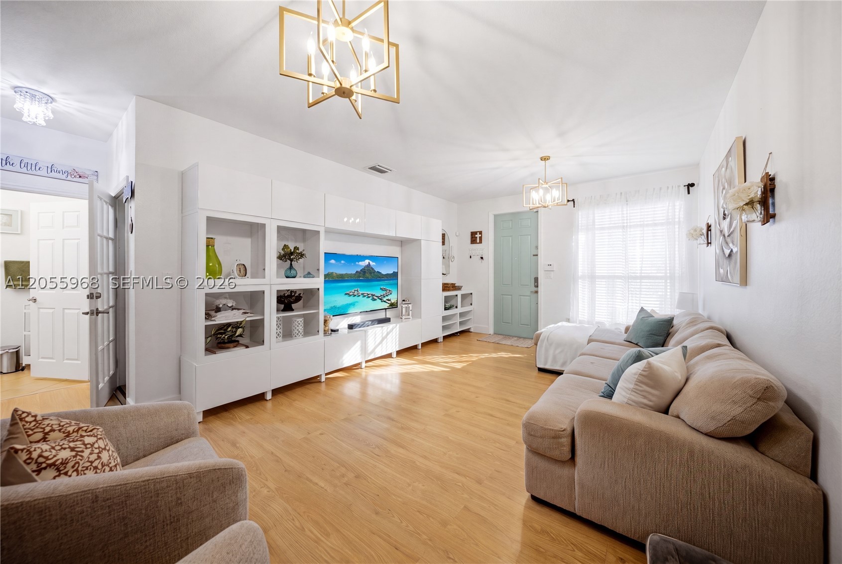 SILVER PALM EAST SEC THRE - Residential