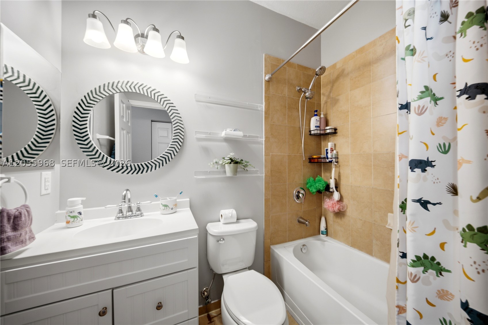 SILVER PALM EAST SEC THRE - Residential