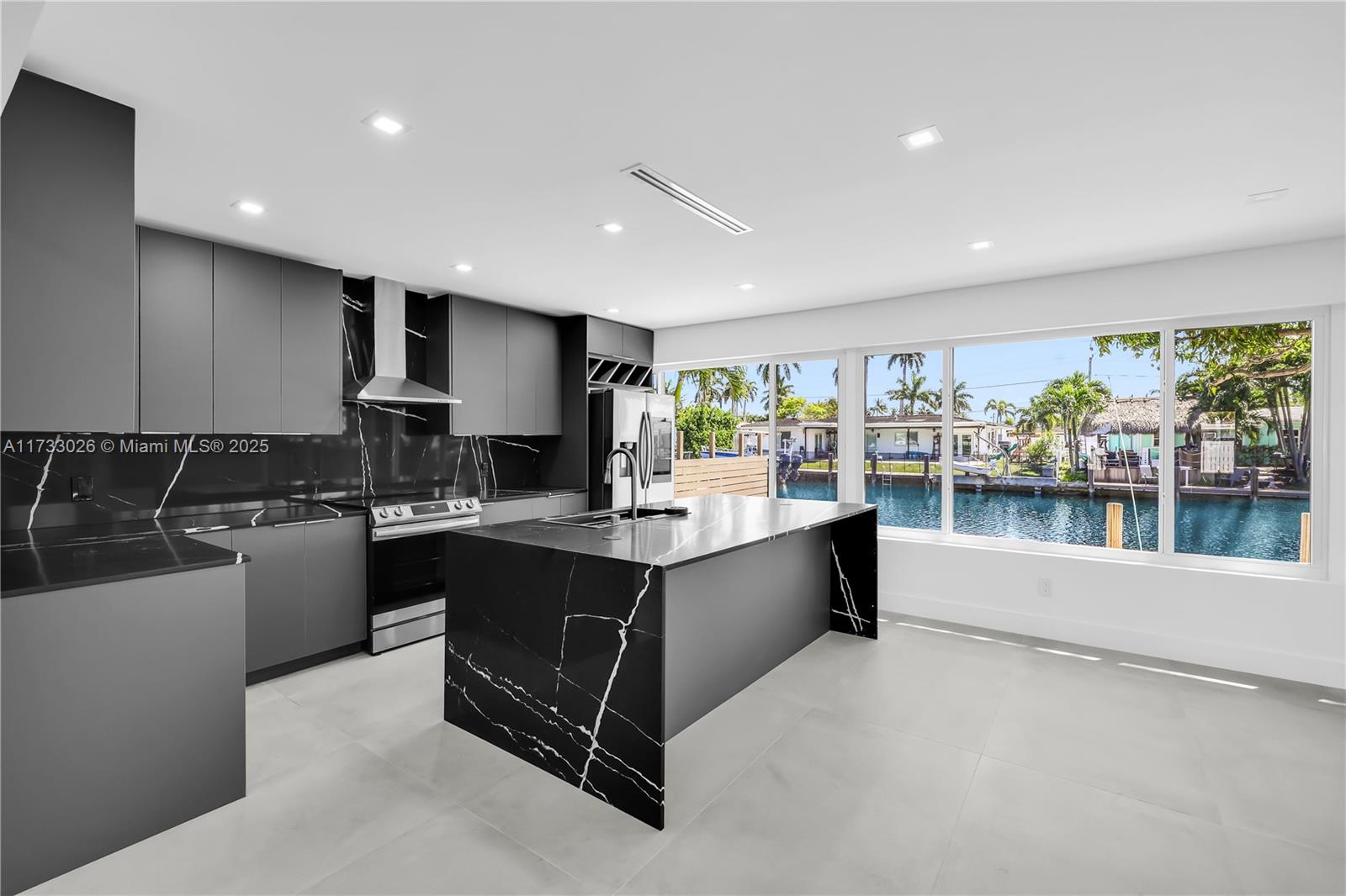 CYPRESS HARBOR 5TH SEC - Residential