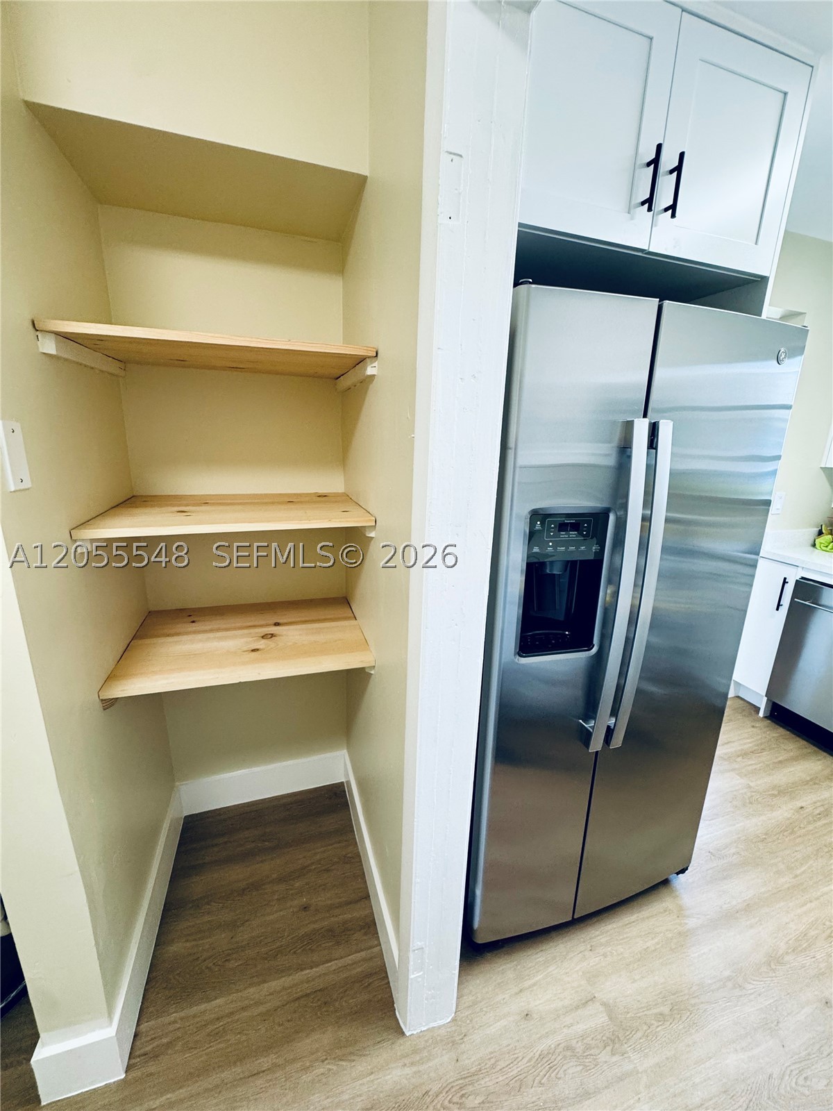POINT ROYALE CONDO NO 5 - Residential Lease