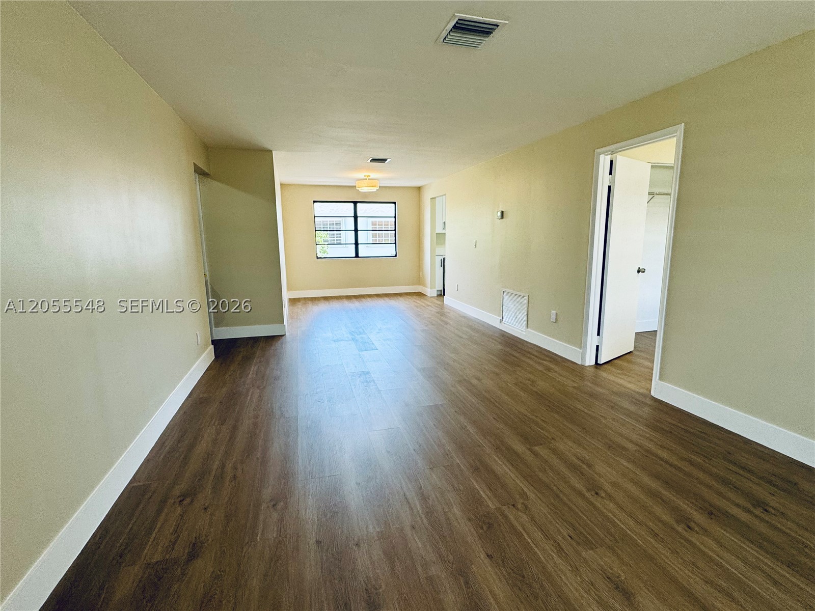 POINT ROYALE CONDO NO 5 - Residential Lease