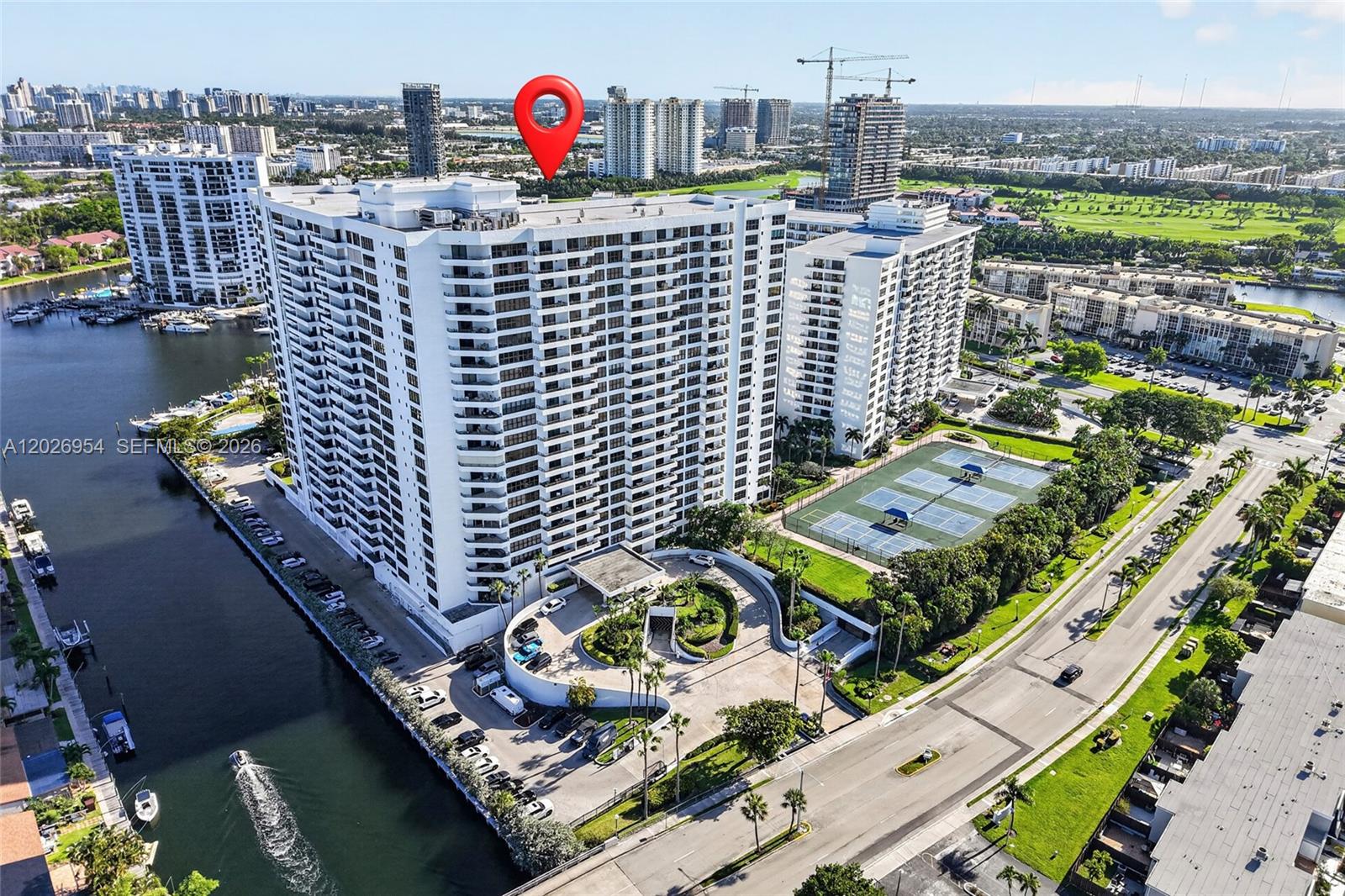 OLYMPUS CONDO PHASE - Residential