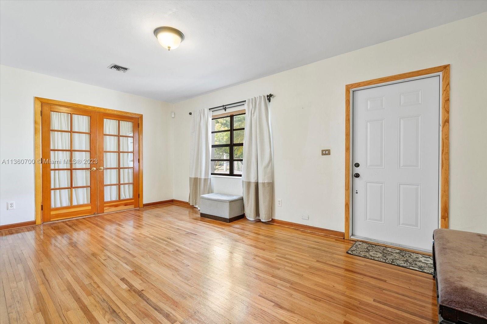 REV PL OF COUNTRY CLUB ES - Residential