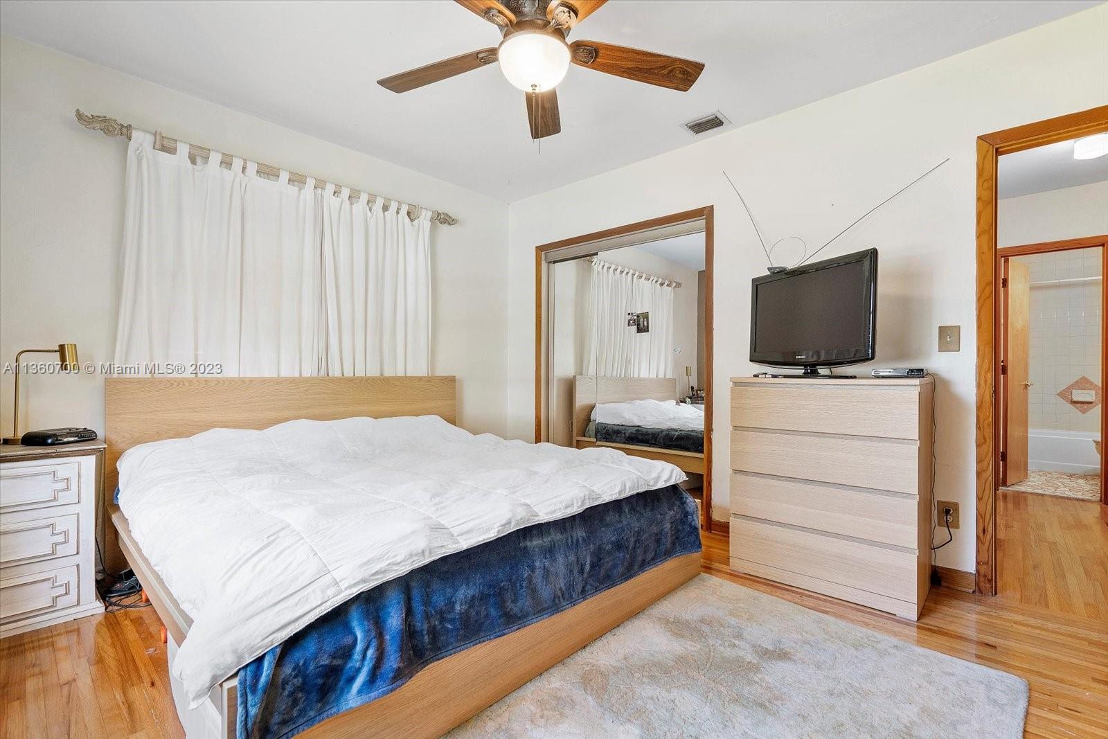 REV PL OF COUNTRY CLUB ES - Residential