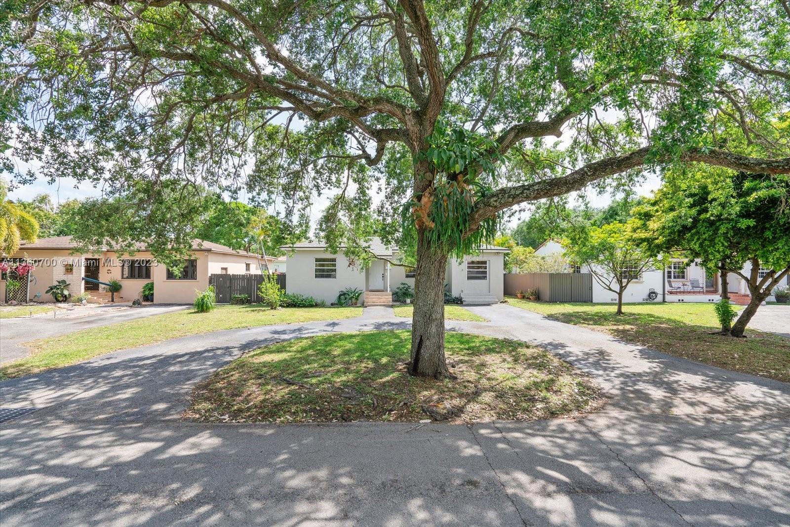 REV PL OF COUNTRY CLUB ES - Residential