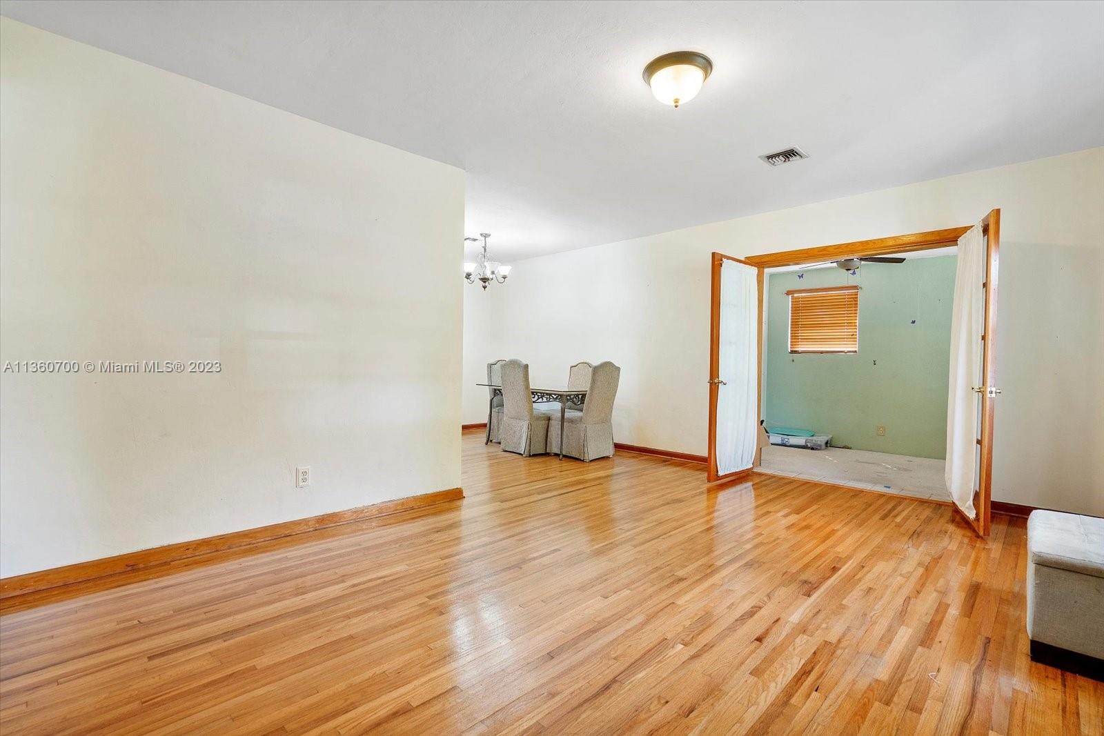 REV PL OF COUNTRY CLUB ES - Residential