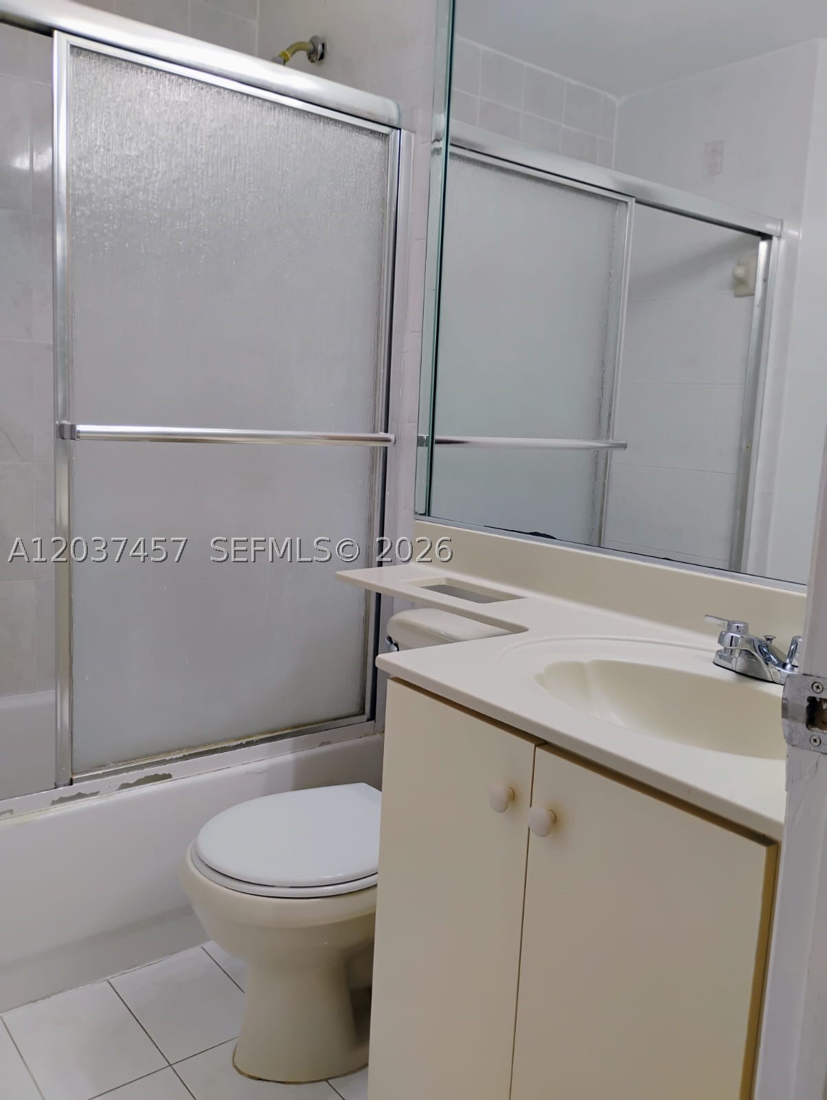 POINCIANA LAKES VILLAS CO - Residential