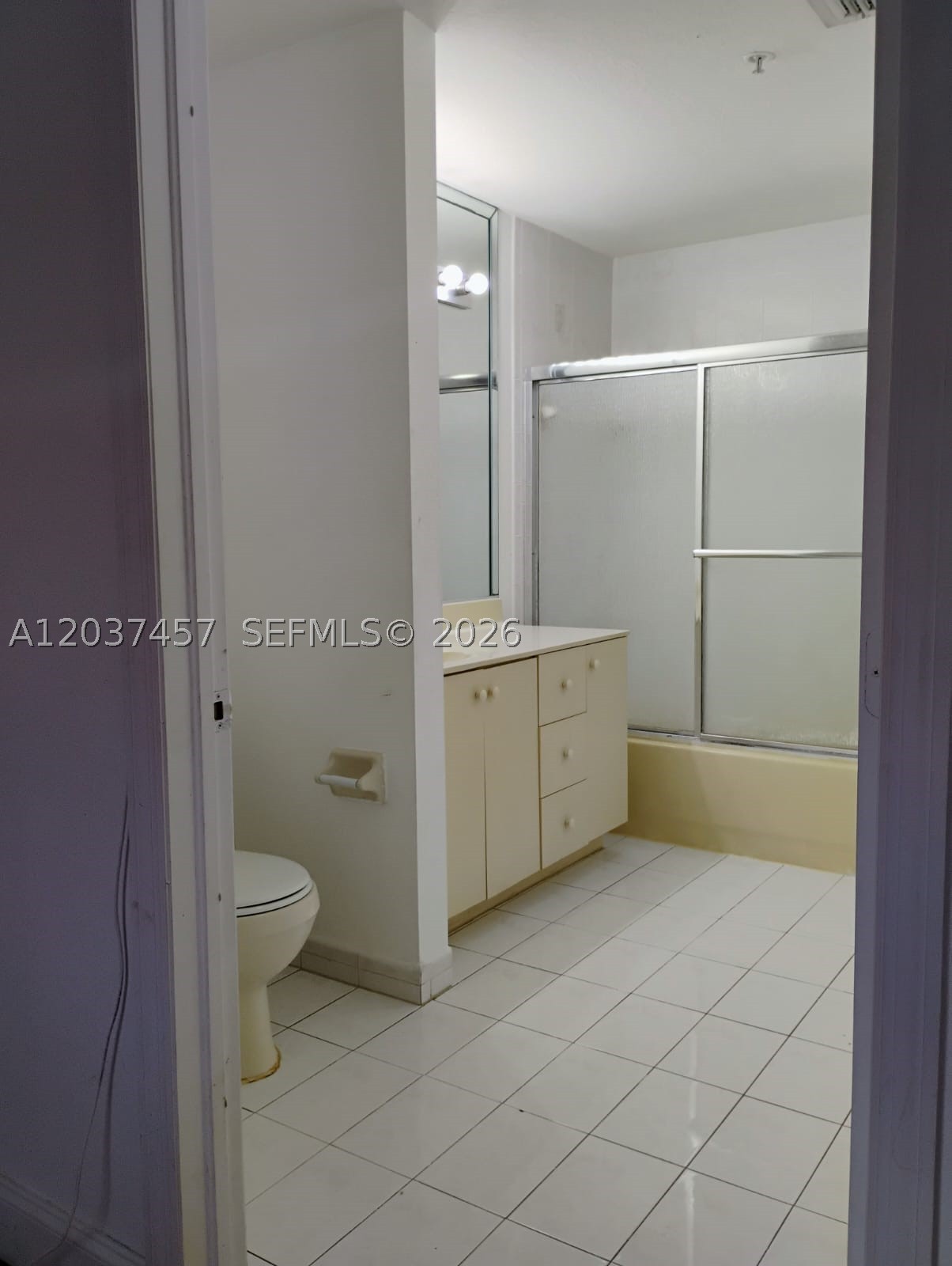 POINCIANA LAKES VILLAS CO - Residential