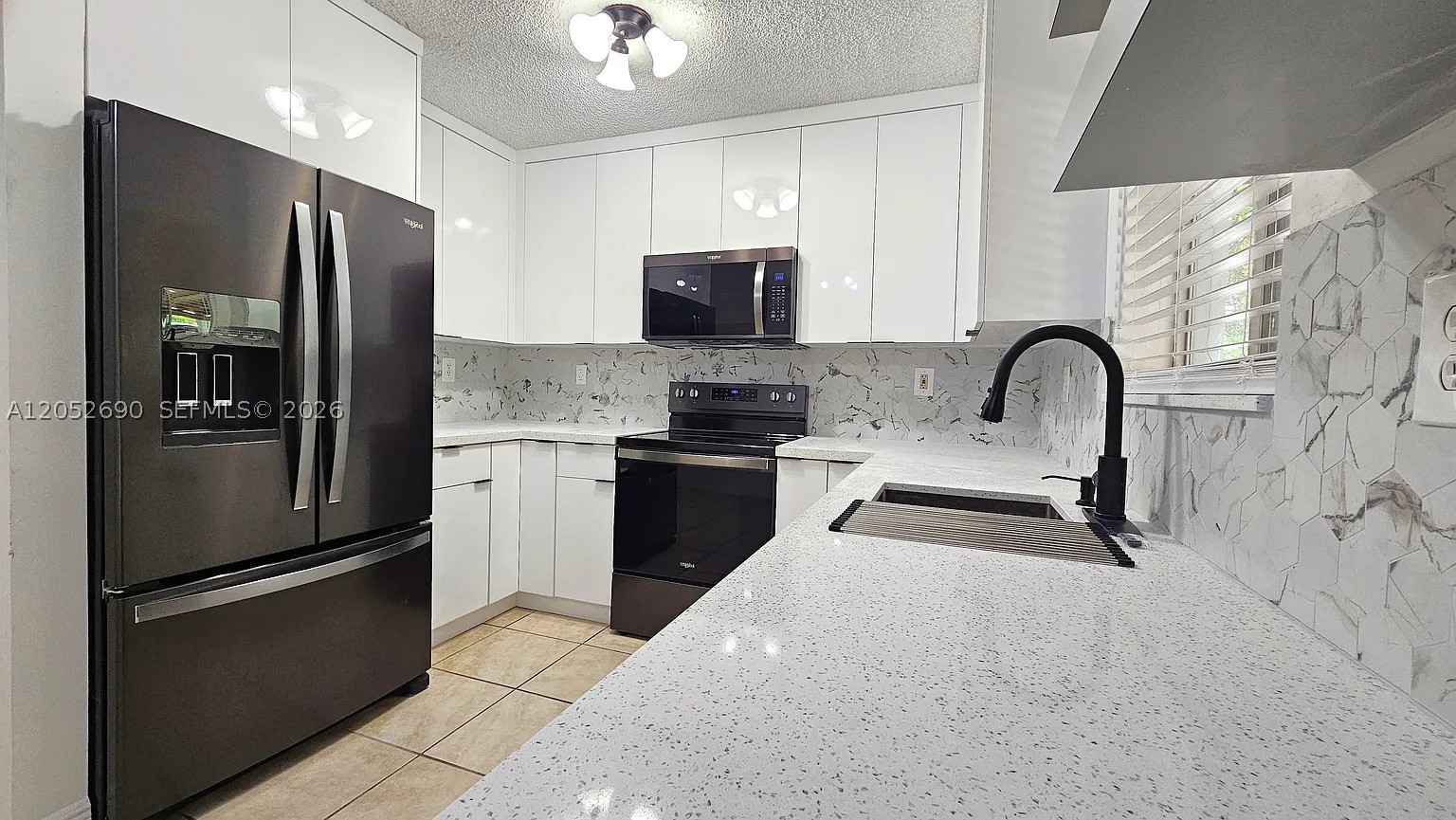 WEST PERRINE ADDN - Residential Lease