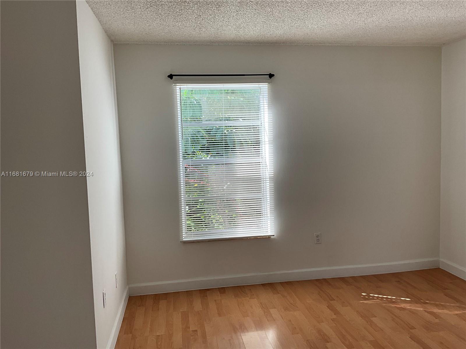 LOS SUENOS CONDO - Residential Lease