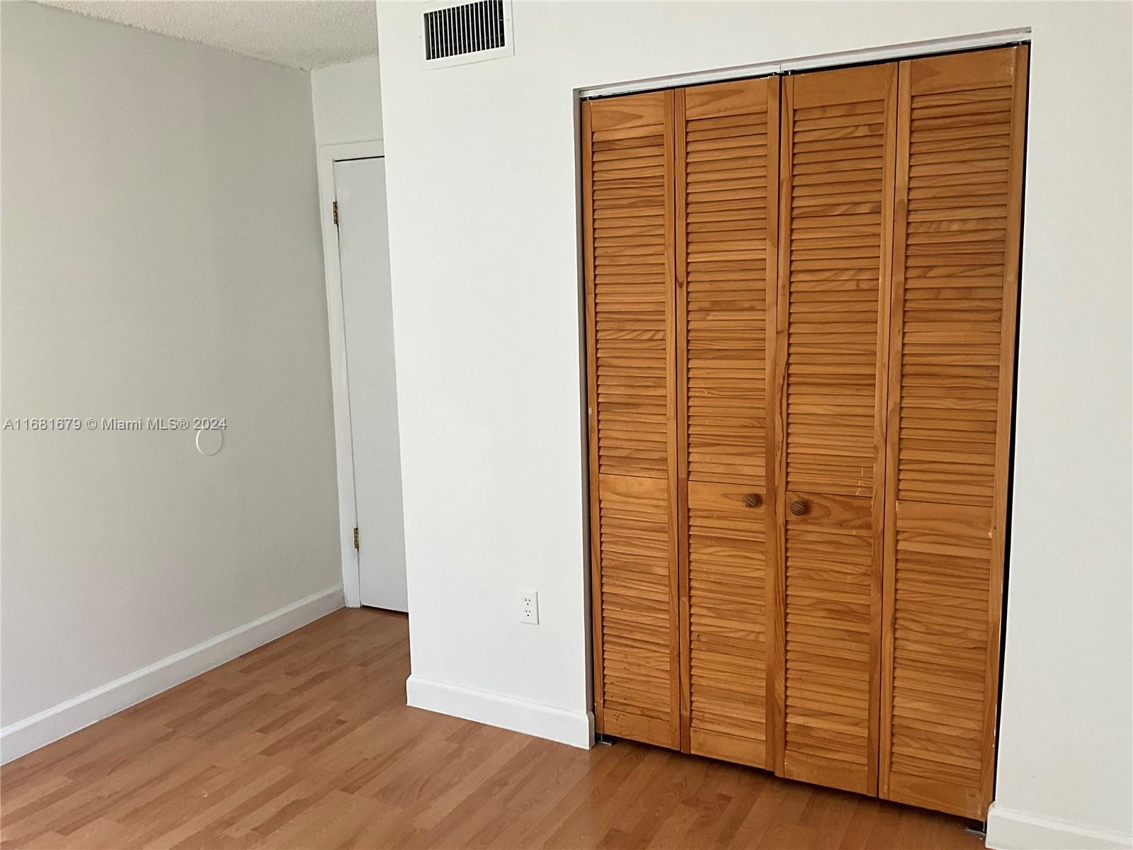 LOS SUENOS CONDO - Residential Lease