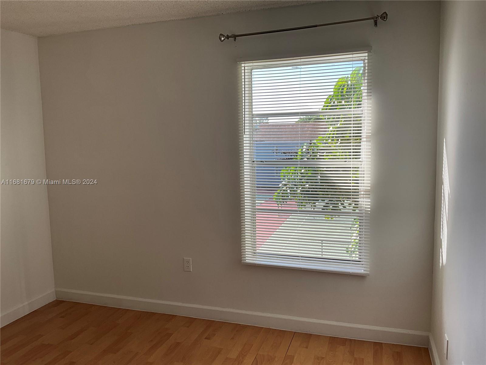LOS SUENOS CONDO - Residential Lease