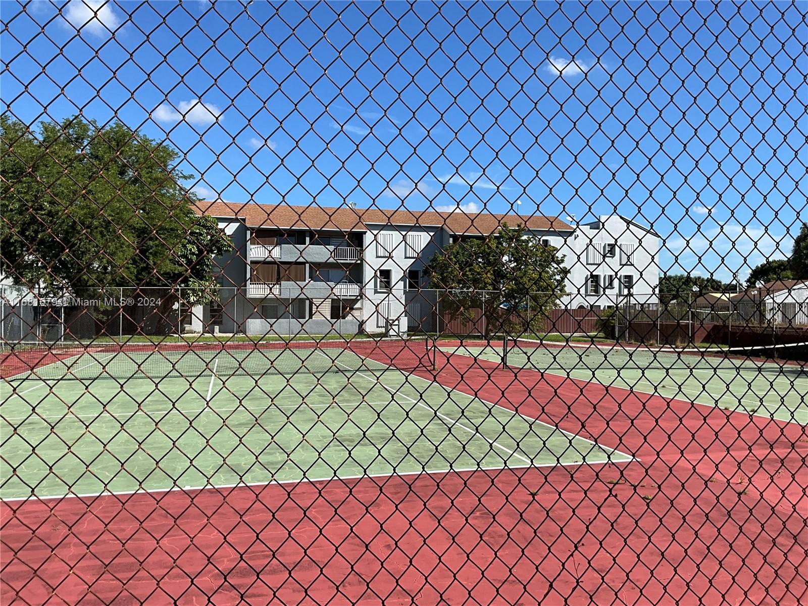 LOS SUENOS CONDO - Residential Lease