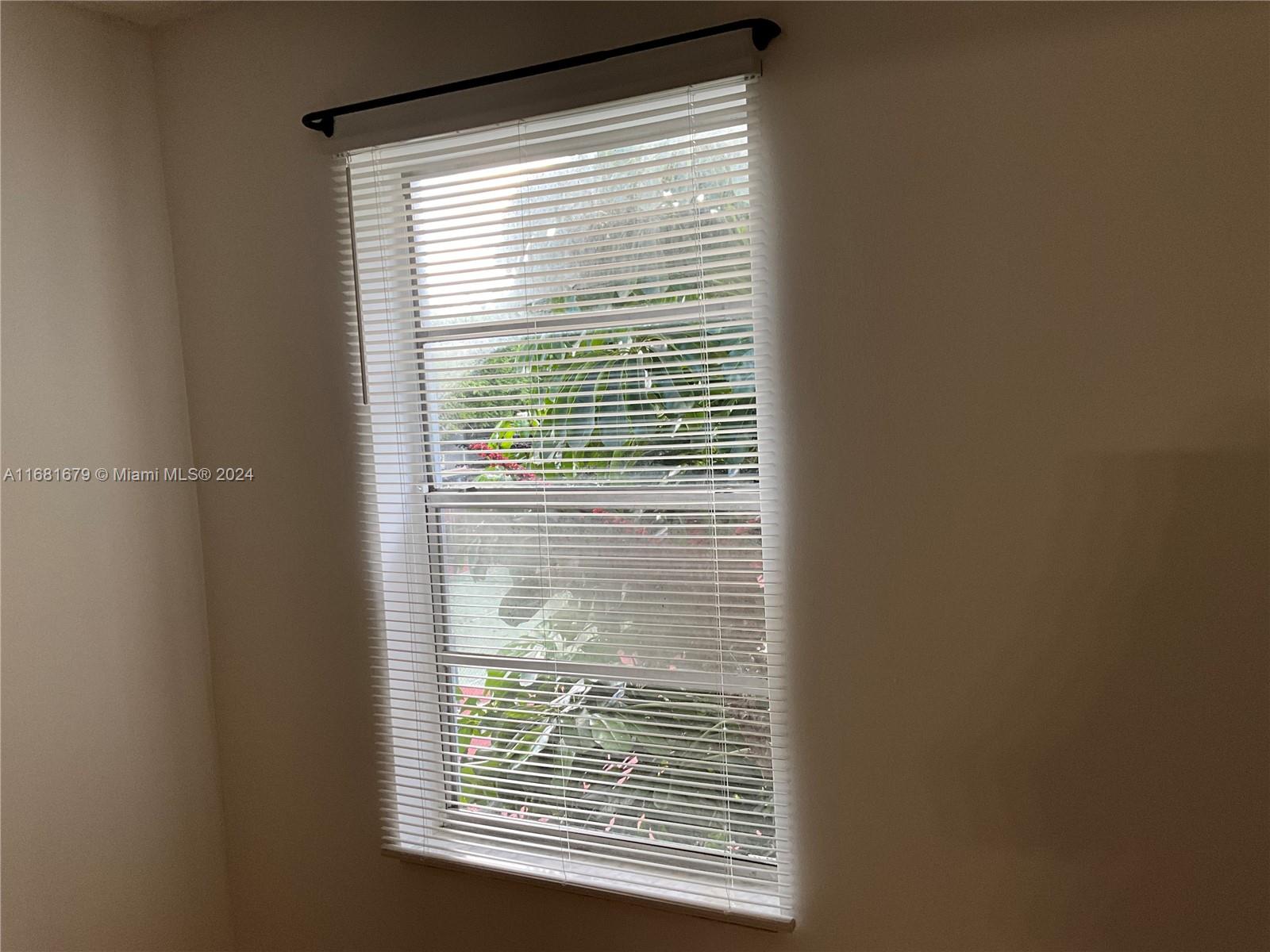 LOS SUENOS CONDO - Residential Lease