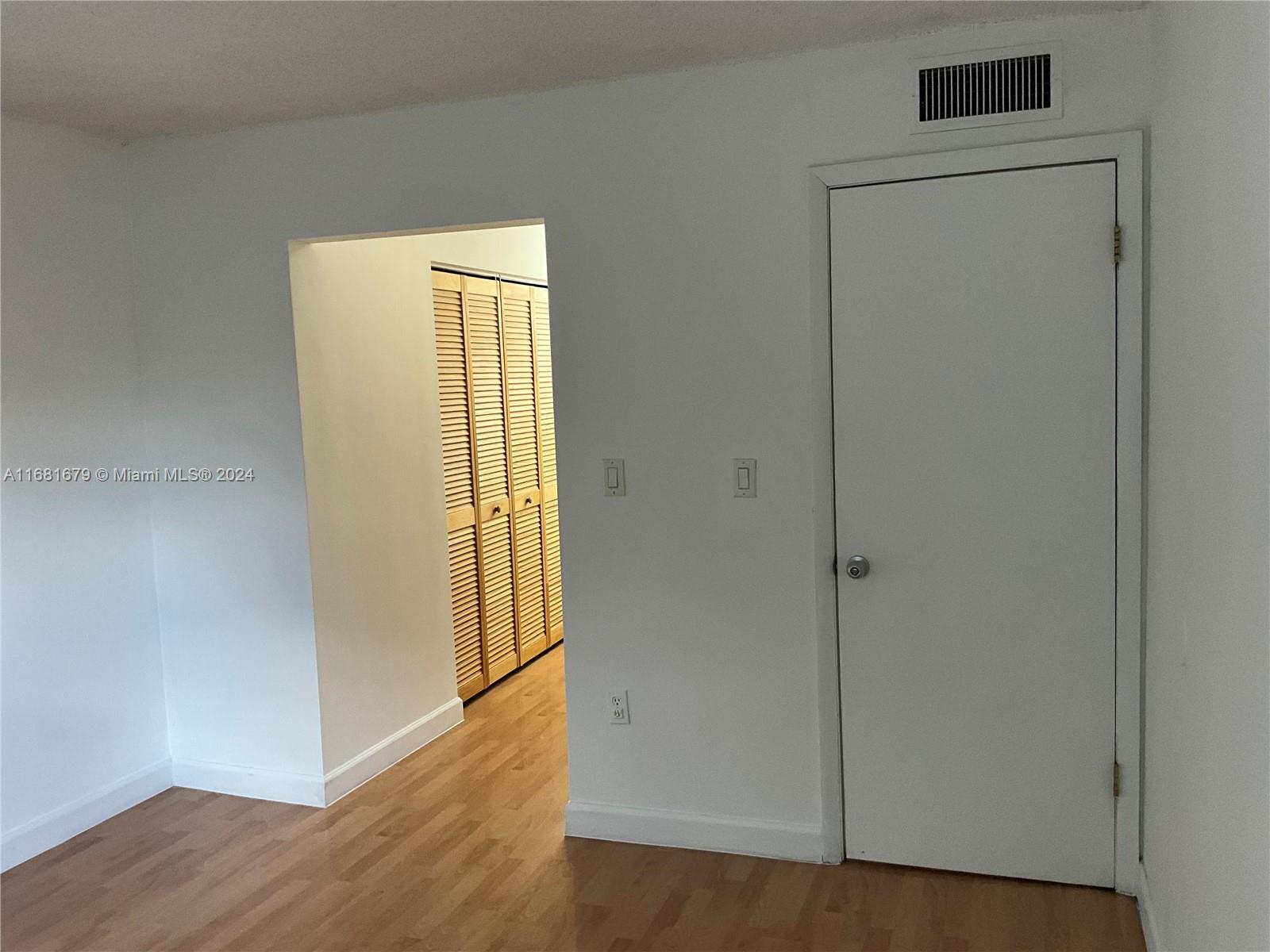 LOS SUENOS CONDO - Residential Lease