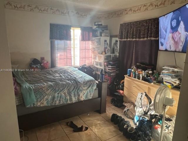 REV PL OF FRANCES PK - Residential Income