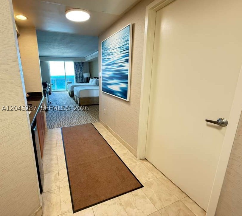 TRUMP INTERNATIONAL SONES - Residential