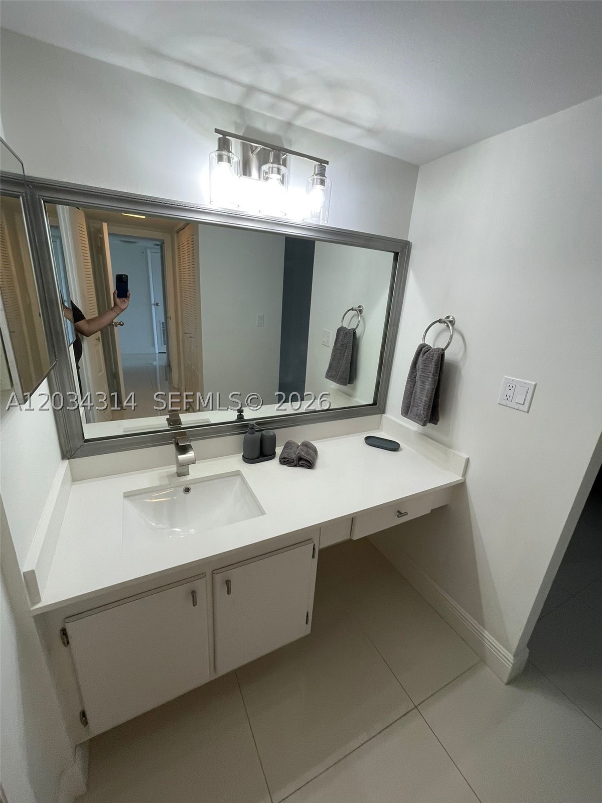 CORONADO CONDO- TOWER II - Residential