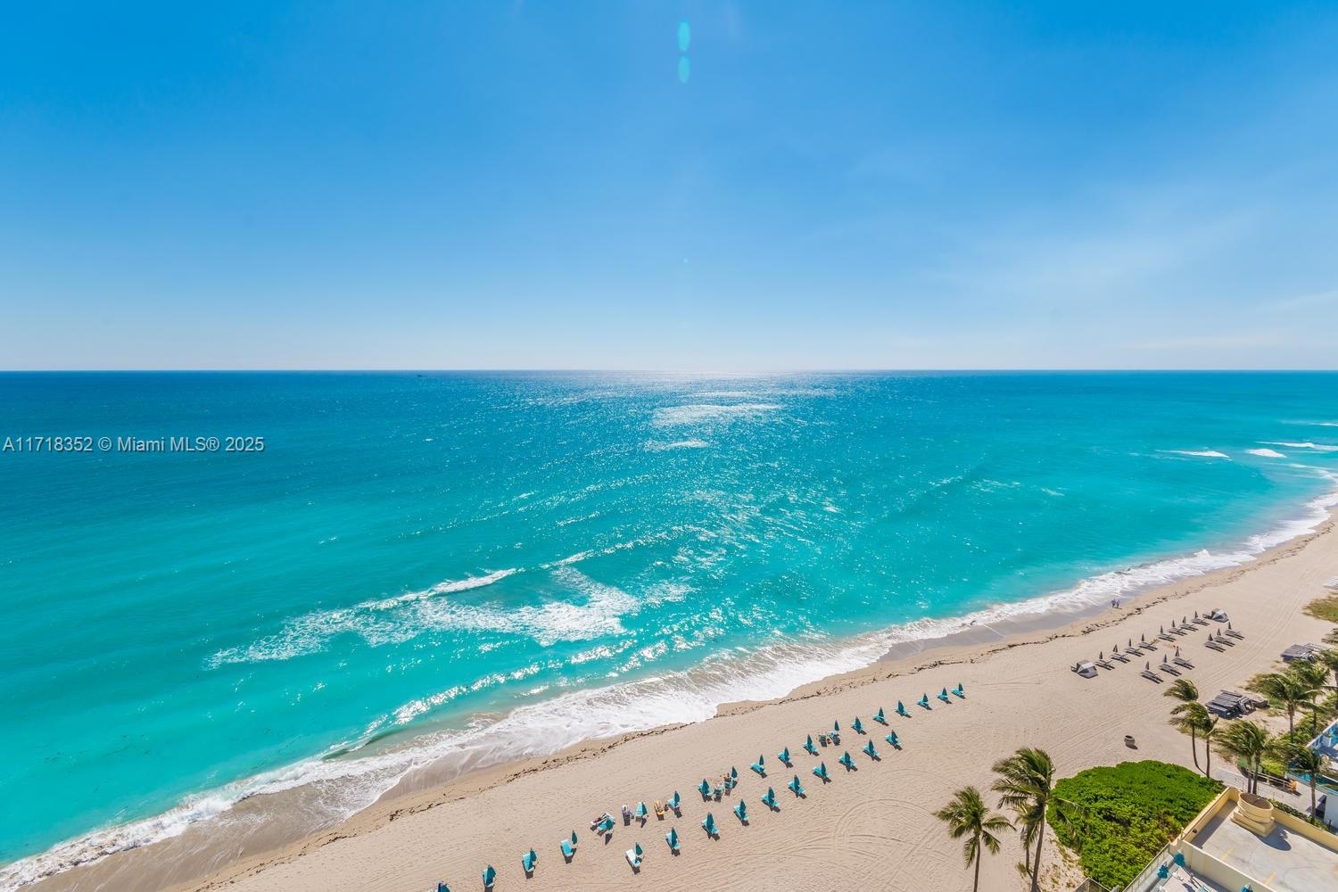 WAVE CONDO - Residential