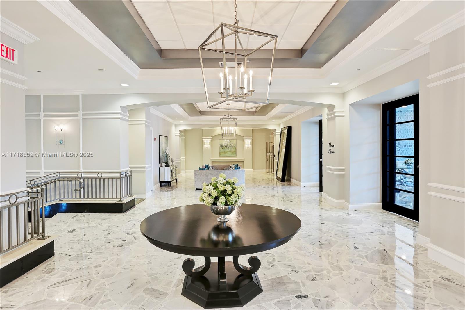 WAVE CONDO - Residential