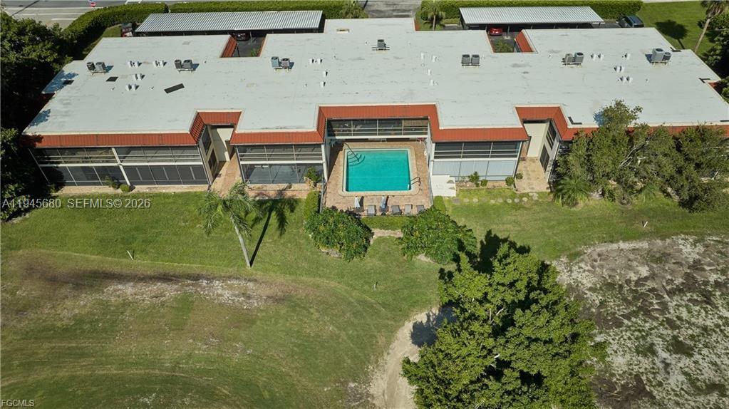 ST CLAIR GARDEN CONDO - Residential