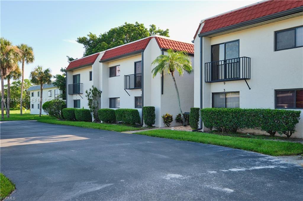 ST CLAIR GARDEN CONDO - Residential